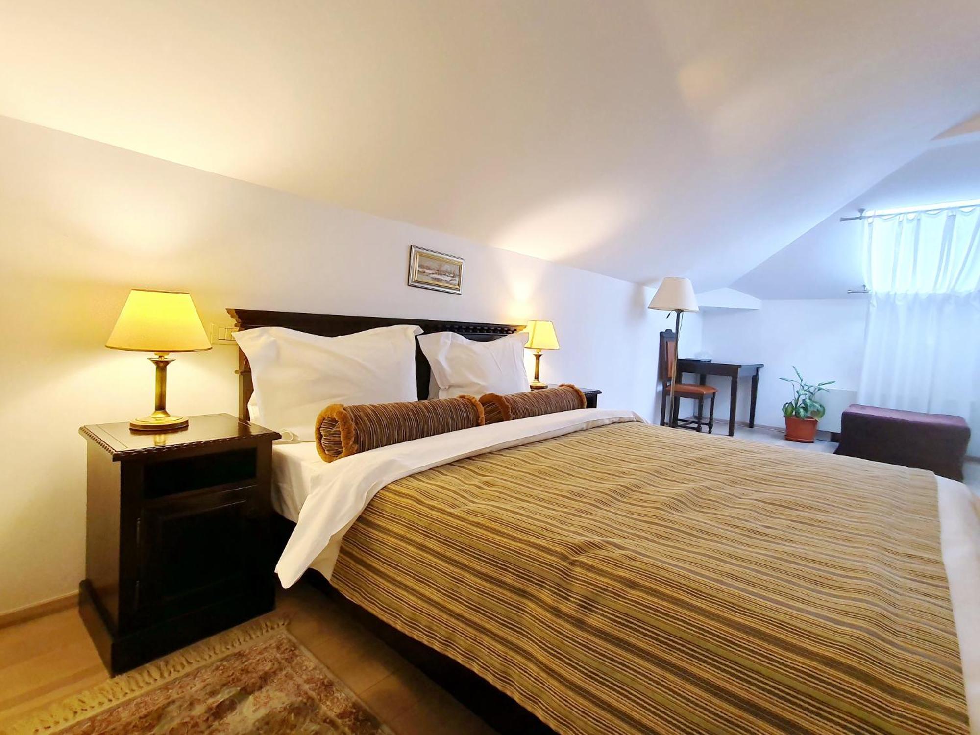 Vila Leonida - Resort Leonida Busteni Bagian luar foto