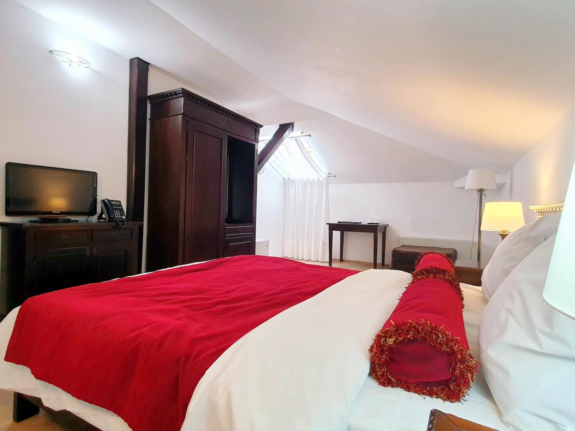 Vila Leonida - Resort Leonida Busteni Bagian luar foto