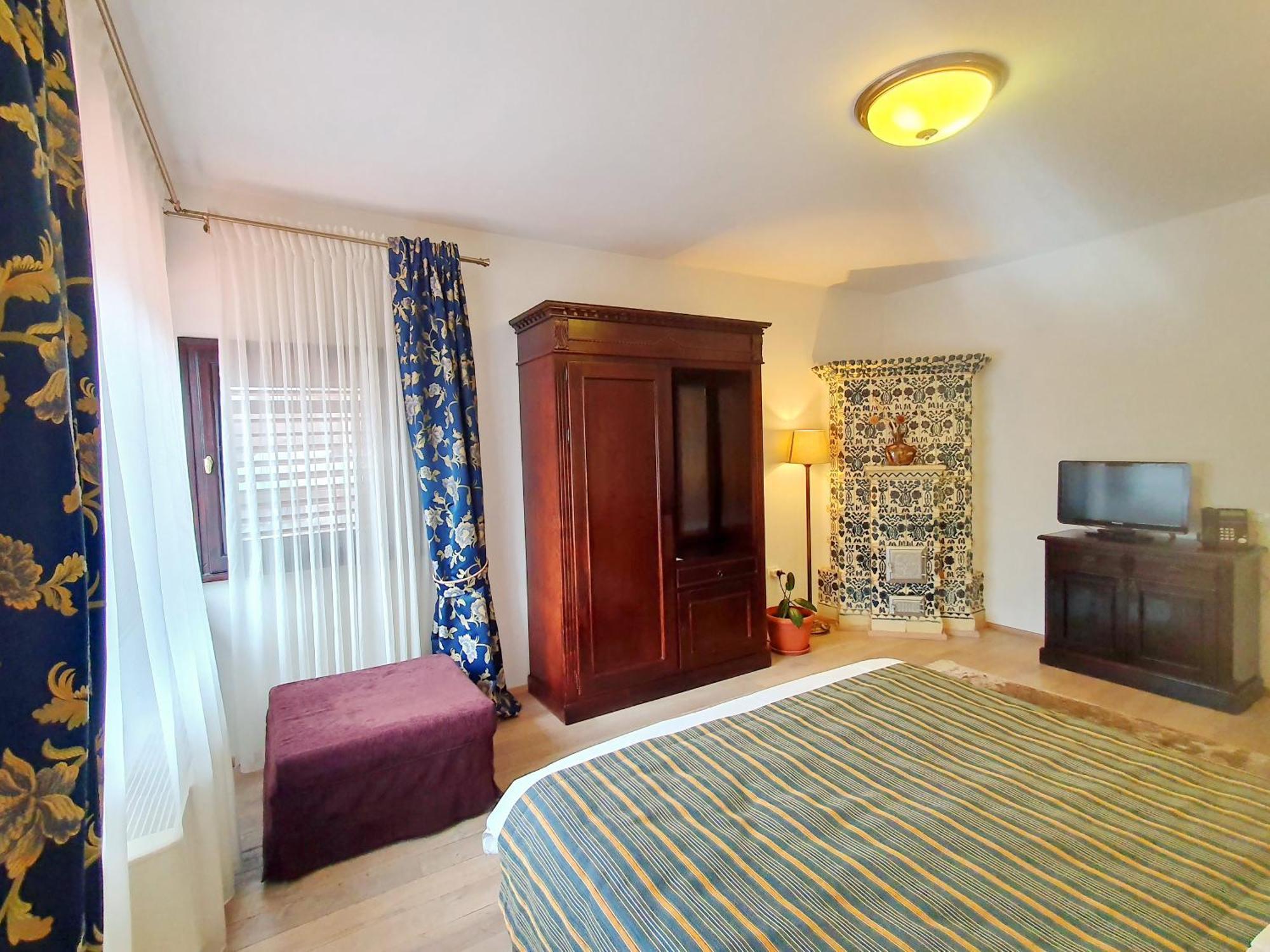 Vila Leonida - Resort Leonida Busteni Bagian luar foto